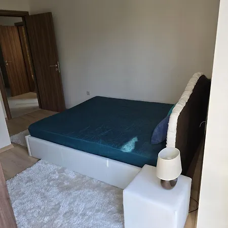 Apartment Seaview 2 Bedroom With Swimming Pool & Pkg